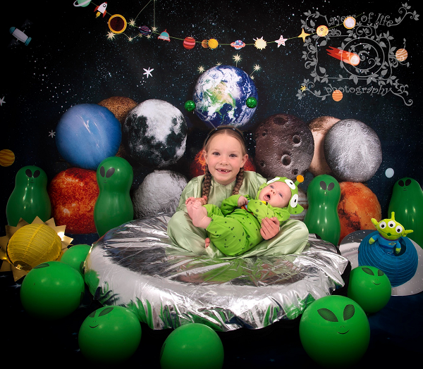 Kate Galaxis Junge Geburtstag Erde Hintergrund für Fotografie entworfen von Jia Chan Photography
