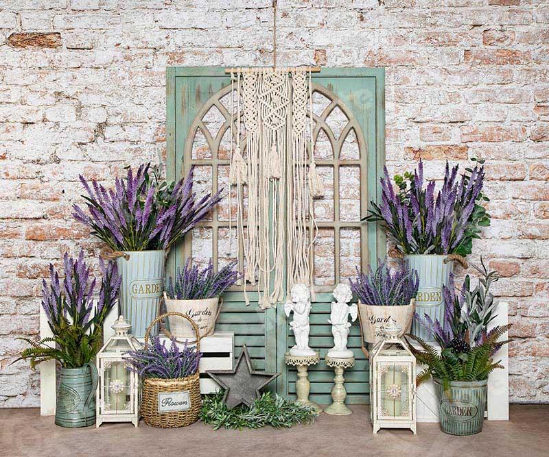 Kate Frühling / Muttertag Lavendel Boho Backstein Hintergrund von Emetselch