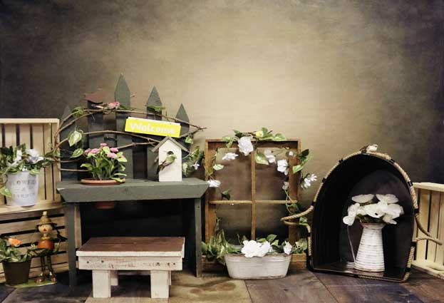 Kate die Potting-Halle-Frühlings-Blumen-Hintergrund für die Fotografie entworfen von Amanda Moffatt