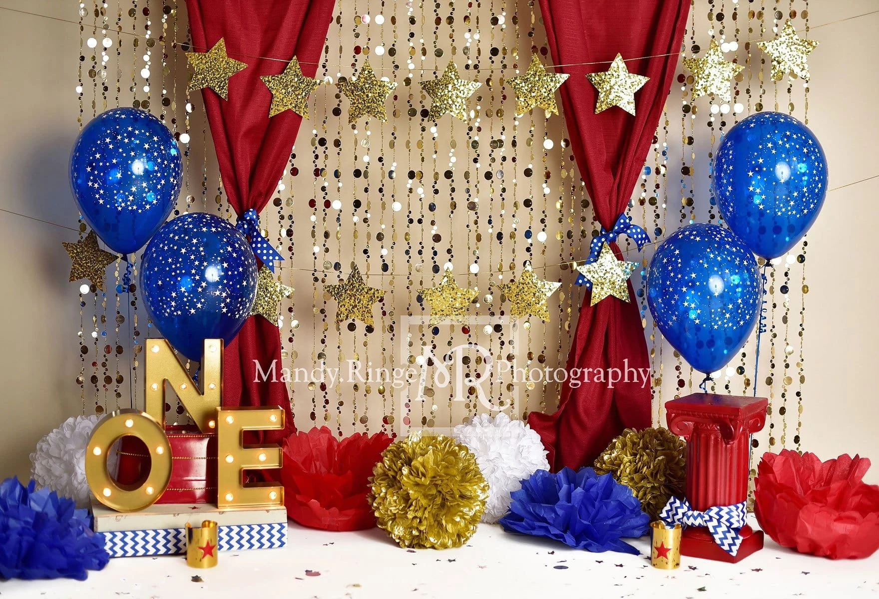 Kate Erster Geburtstag Luftballons Valentinstag Hintergrund Entworfen von Mandy Ringe Photography
