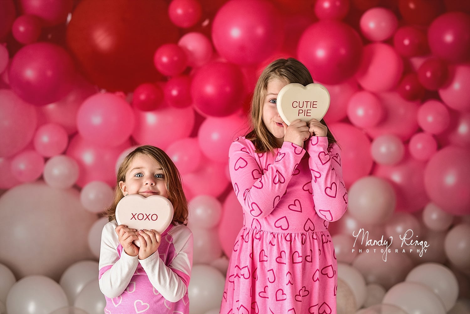 Kate Valentinstag Luftballons Wand Hintergrund für Fotografie von Mandy Ringe