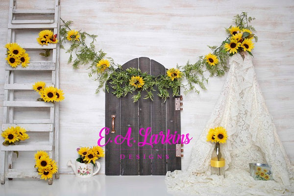 Kate Sonnenblumen und weiße Zelt-Kinder oder Hochzeits-Hintergrund für die Fotografie entworfen von Erin Larkins - Kate Backdrop.de