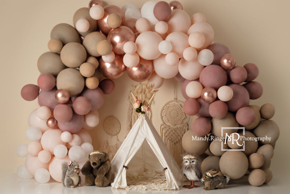 Kate Mädchen Boho Luftballons Hintergrund Wilde Tiere von Mandy Ringe Photography