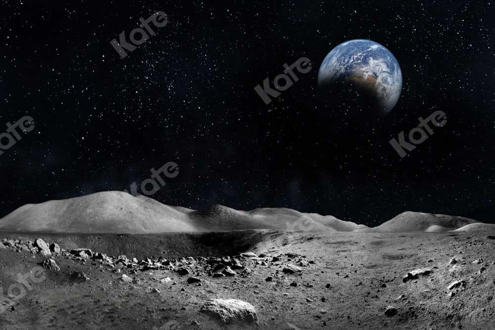Kate Mond Weltraum Hintergrund Erde Astronaut von Chain Photography