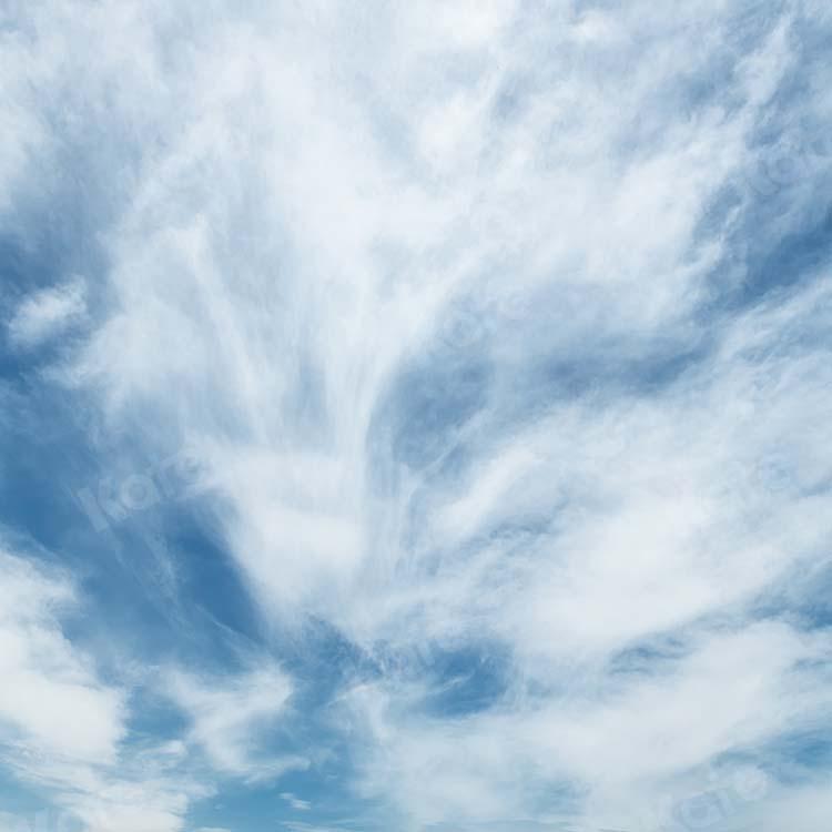 Kate Sommer blauer Himmel Landschaft weiße Wolken Hintergrund von Kate