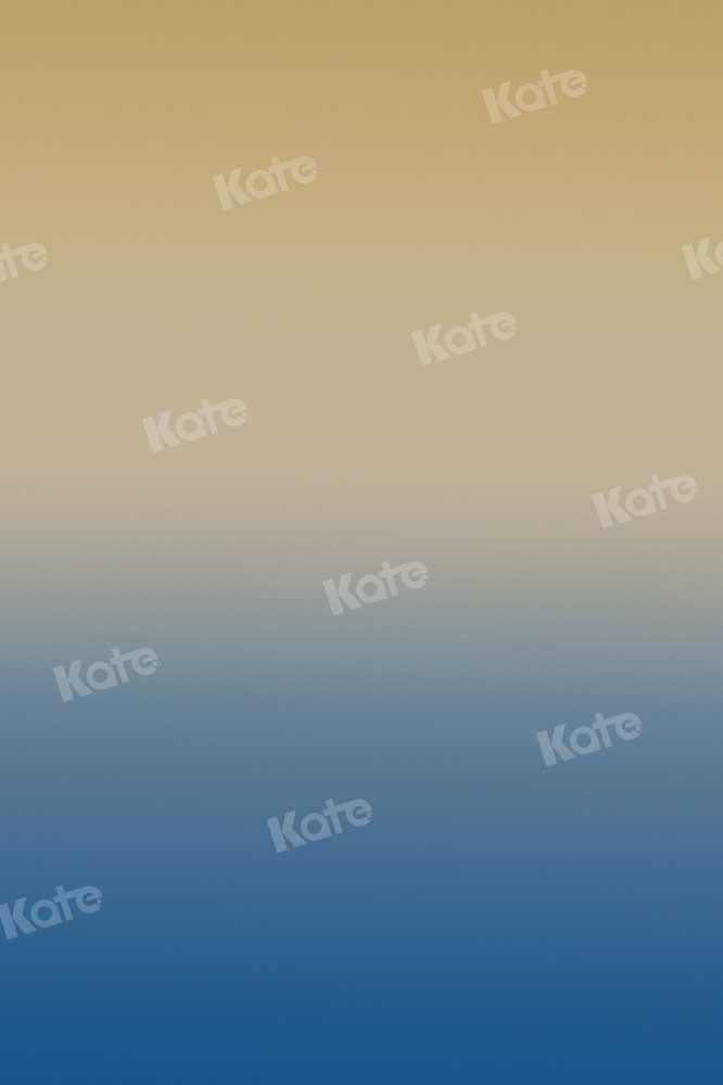 Kate Ombre Gelber Hintergrund mit Farbverlauf Dunkelblau  von Kate