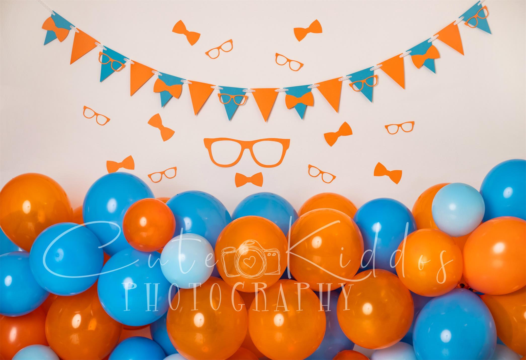 Kate Cake Smash Hintergrund Luftballons Geburtstag Entworfen von Leila Hale