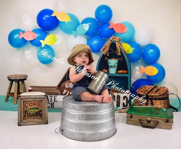 Kate Fisch und Luftballons Geburtstag Baby Sommer Hintergrund für Fotografie von Amberly Ware entworfen