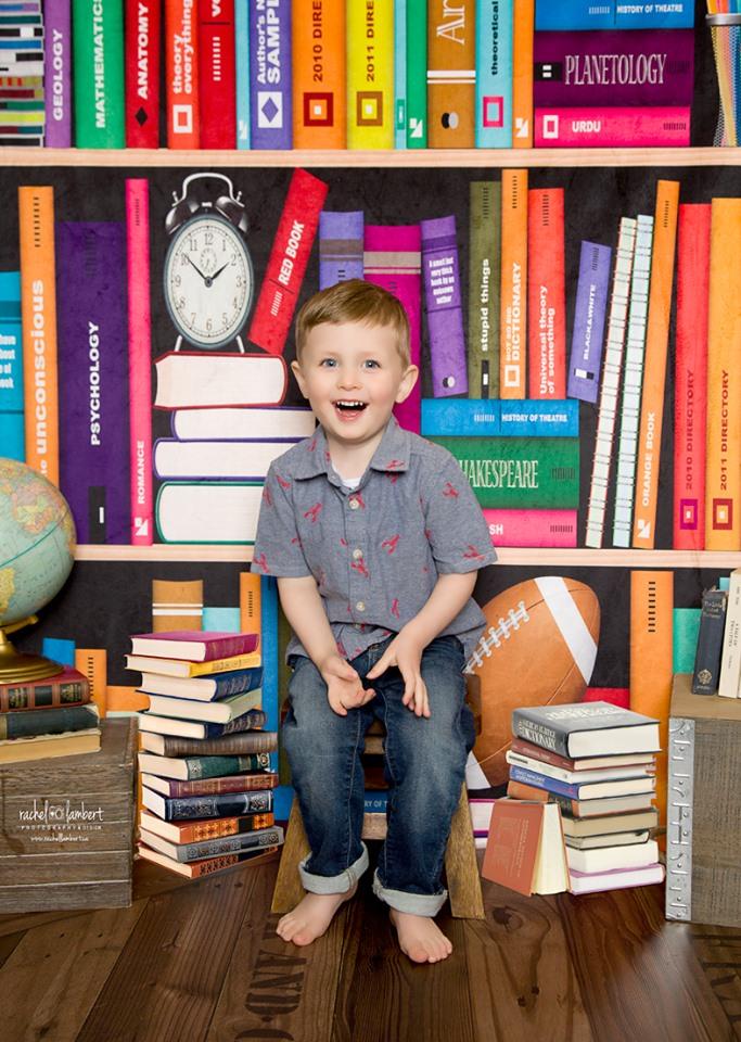 Kate Bücherregal Hintergrund Wecker bunte Bücher Schule buch  Fotografie kinder